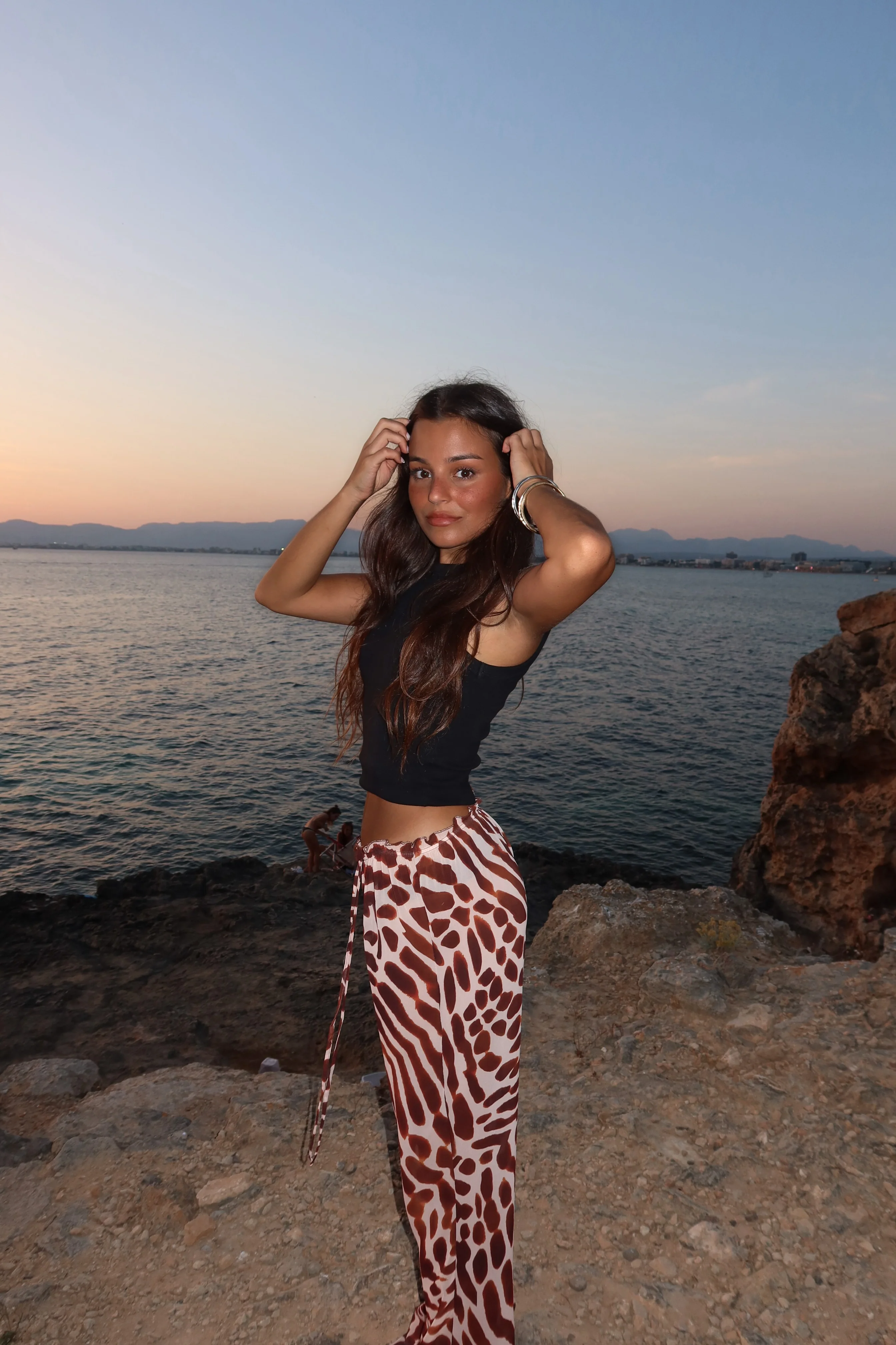 Giraffe Print Pants - Shipping/Envio from 27/07 to 03/08 - Image 3